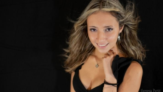 picture of Portraits and Fashion / Model Portfolio 